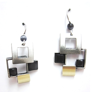 Christophe Poly Gray/Blk Catsite Long Squares Earrings